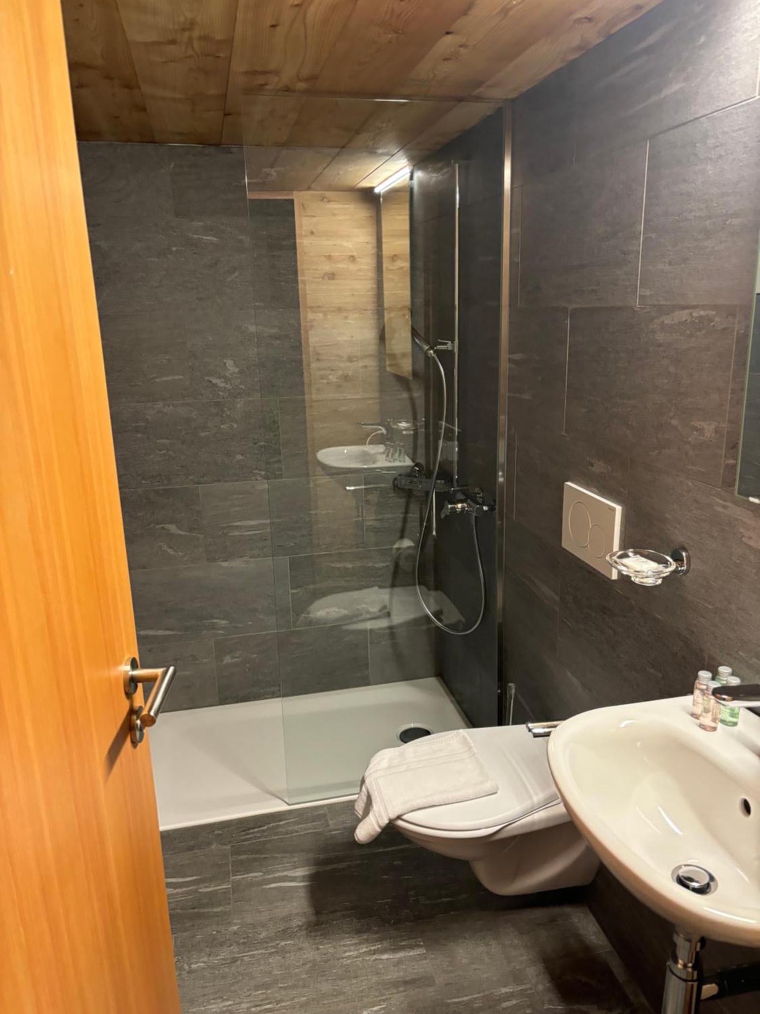 Ristoro Taneda Hotel Quinto Kültér fotó